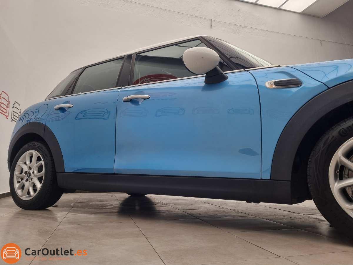 3 - MINI Cooper 2017 - AUTO
