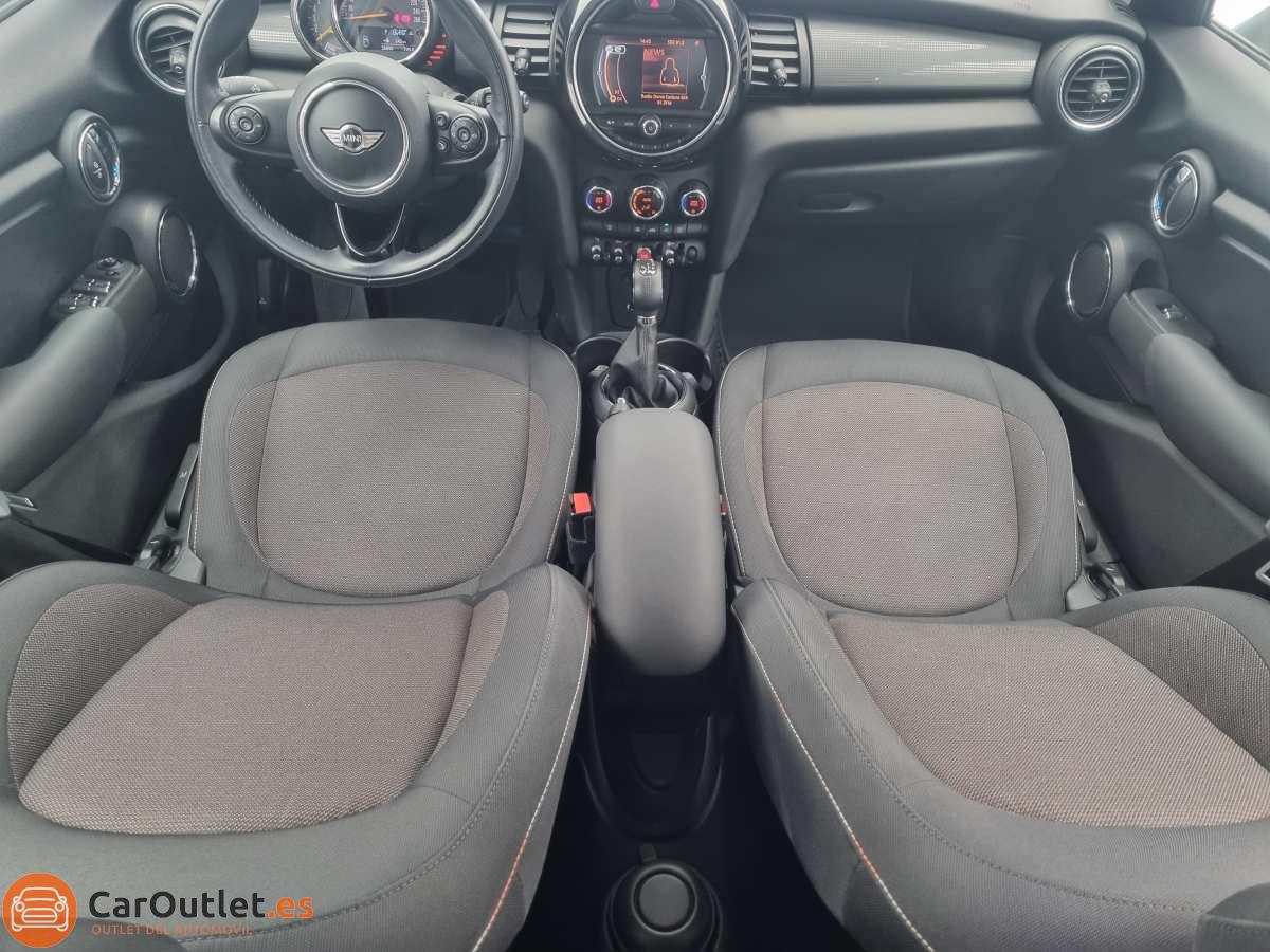 23 - MINI Cooper 2017 - AUTO