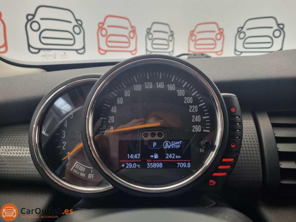 27 - MINI Cooper 2017 - AUTO