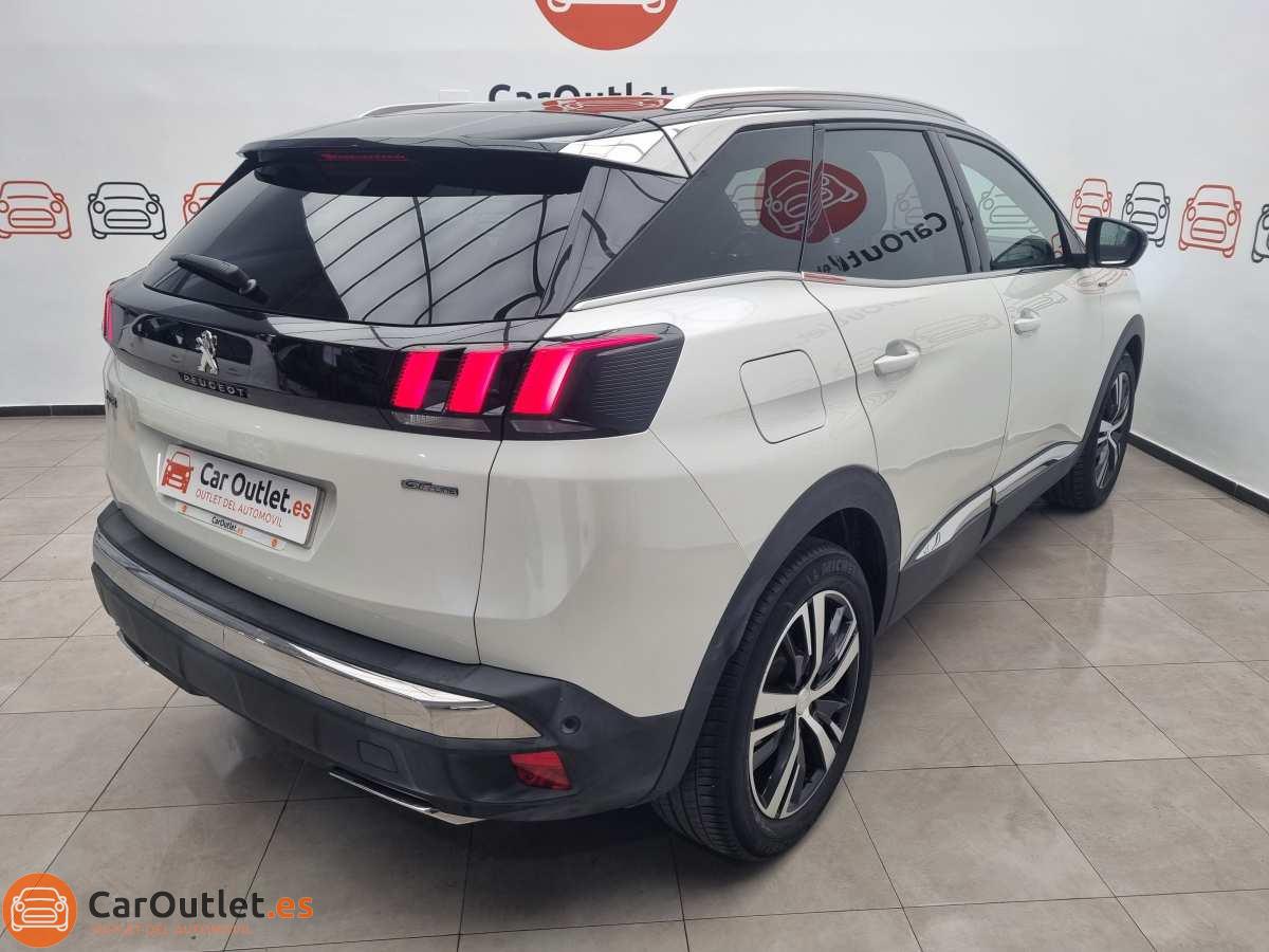 8 - Peugeot 3008 2019 - AUTO