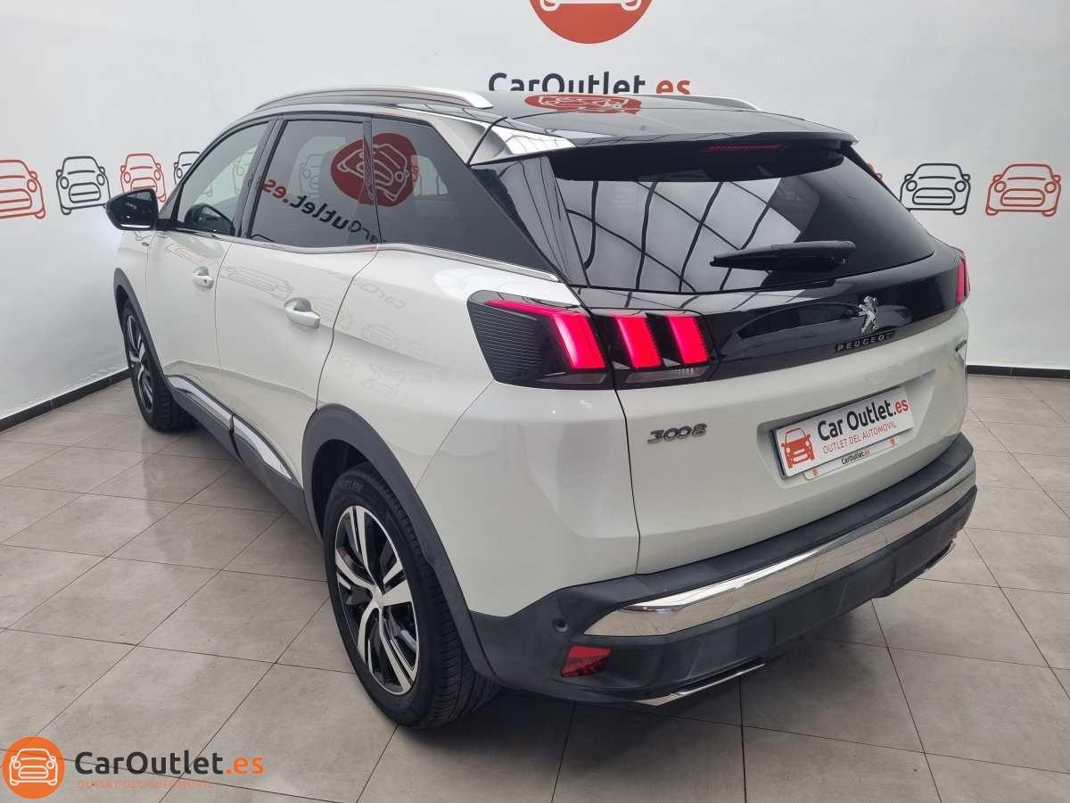 10 - Peugeot 3008 2019 - AUTO
