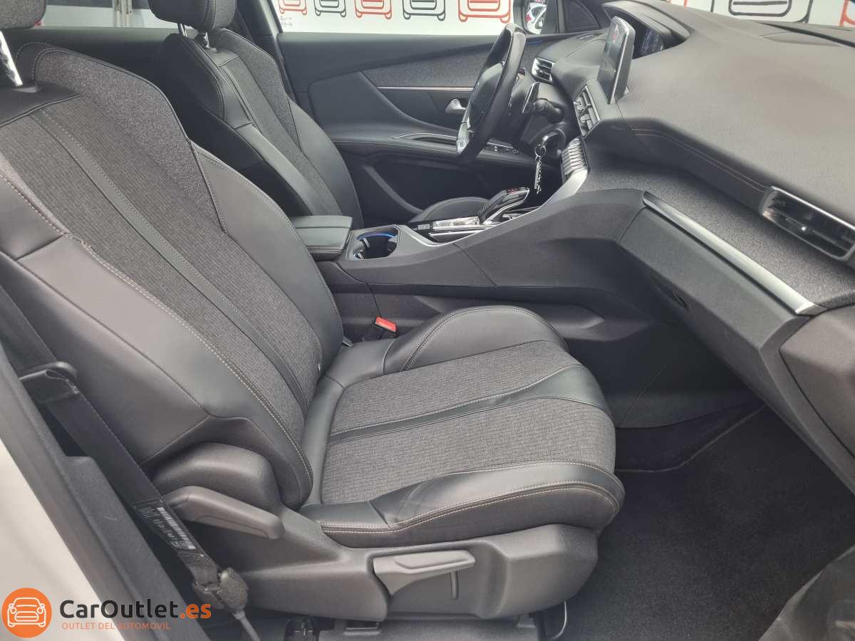 17 - Peugeot 3008 2019 - AUTO