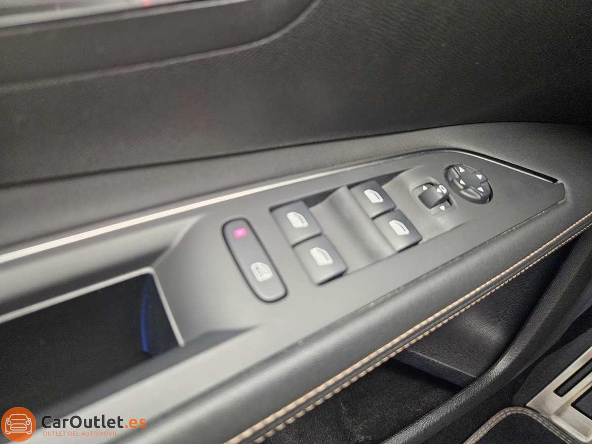 23 - Peugeot 3008 2019 - AUTO