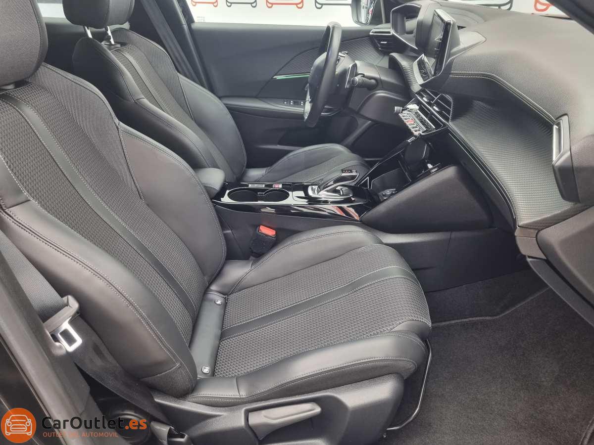16 - Peugeot 2008 2020 - AUTO