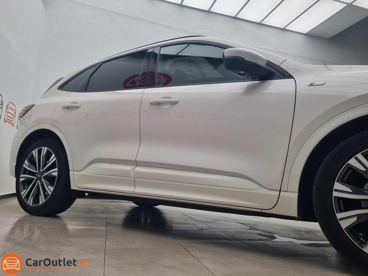 3 - Ford Kuga 2022 - AUTO
