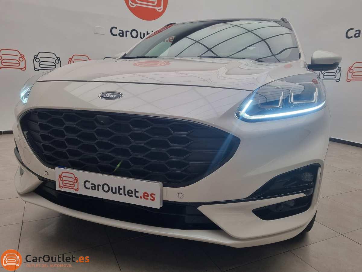 5 - Ford Kuga 2022 - AUTO