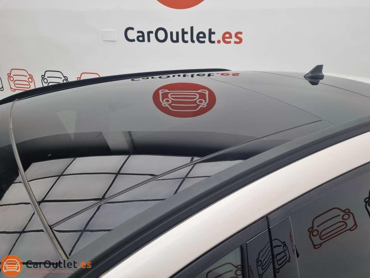 9 - Ford Kuga 2022 - AUTO