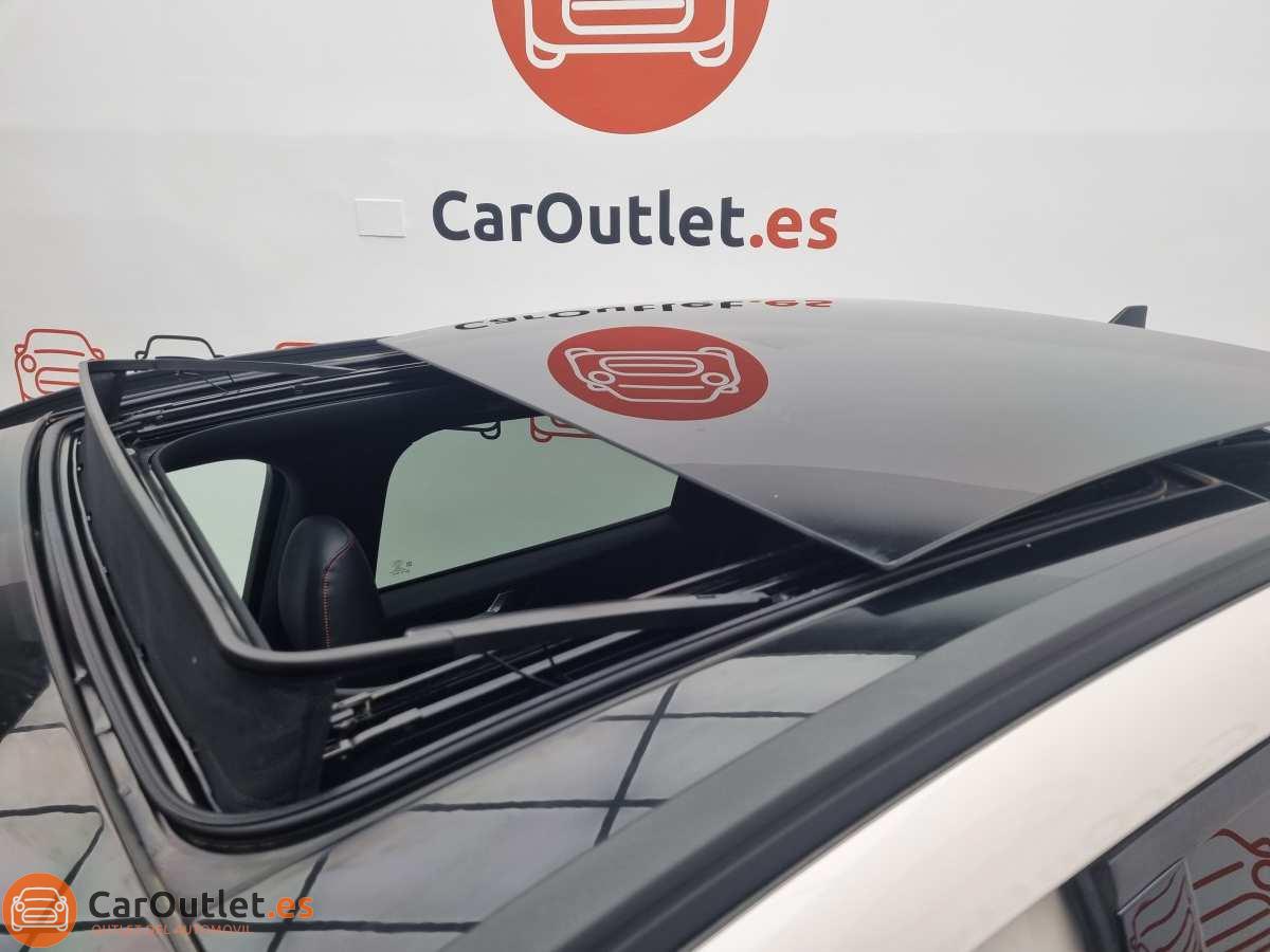 10 - Ford Kuga 2022 - AUTO