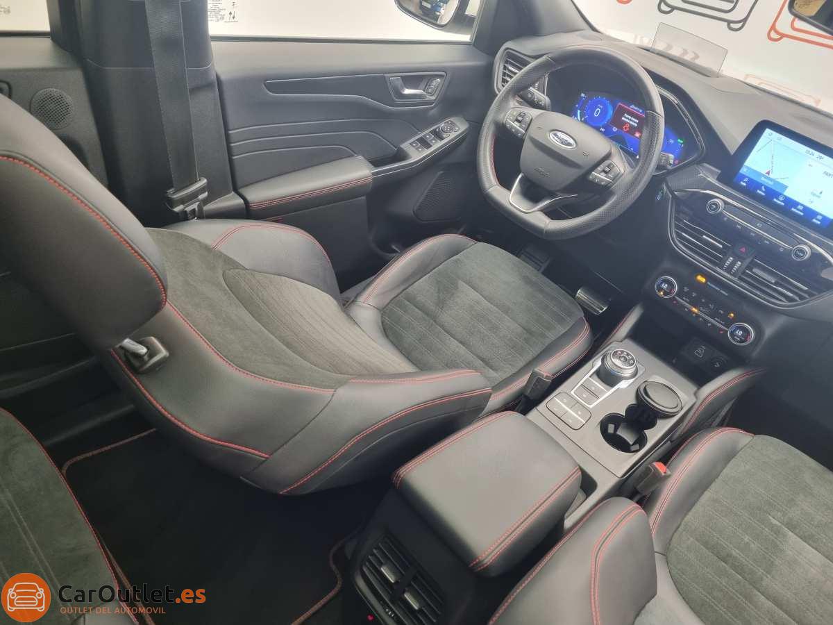 20 - Ford Kuga 2022 - AUTO