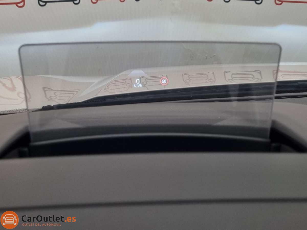 38 - Ford Kuga 2022 - AUTO