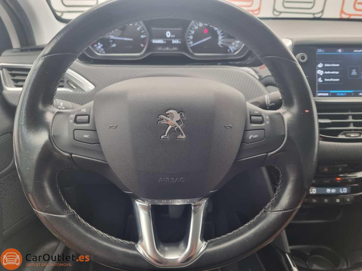 19 - Peugeot 2008 2018