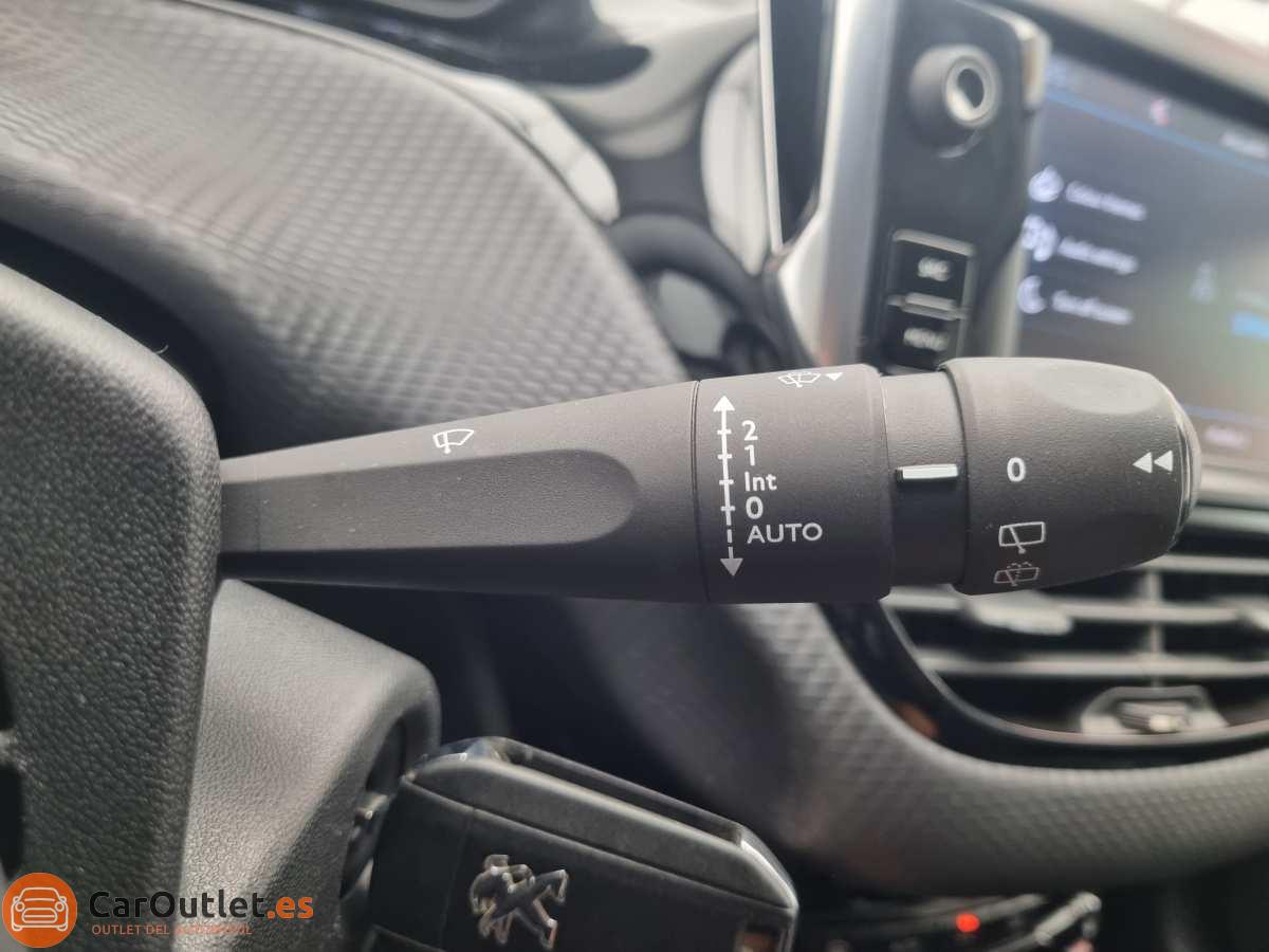 23 - Peugeot 2008 2018