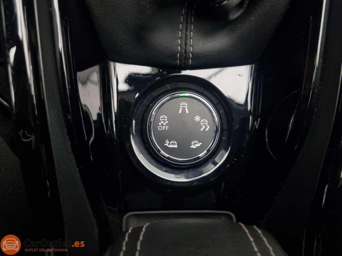 31 - Peugeot 2008 2018