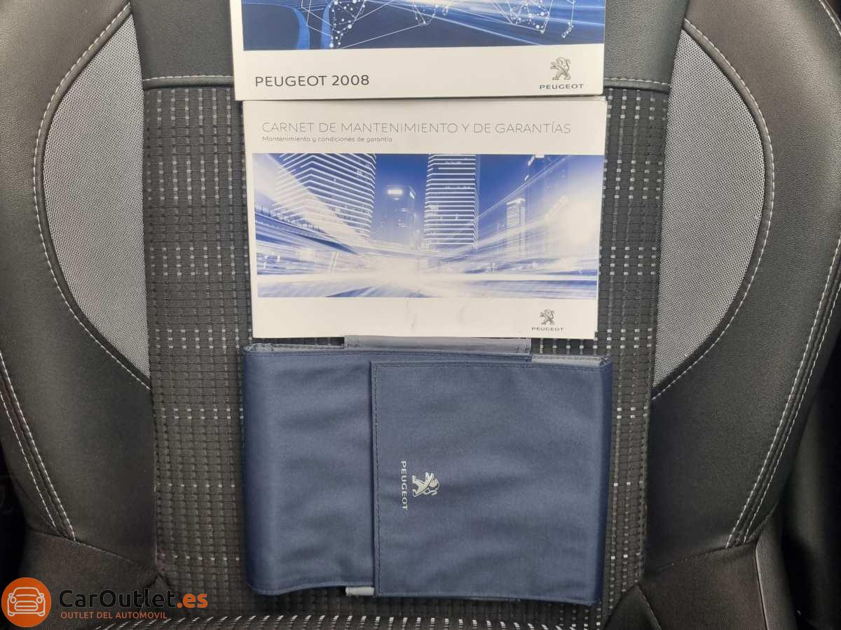 32 - Peugeot 2008 2018