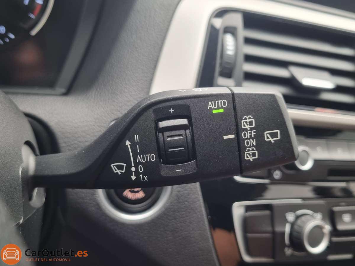 24 - BMW 118 2017 - AUTO