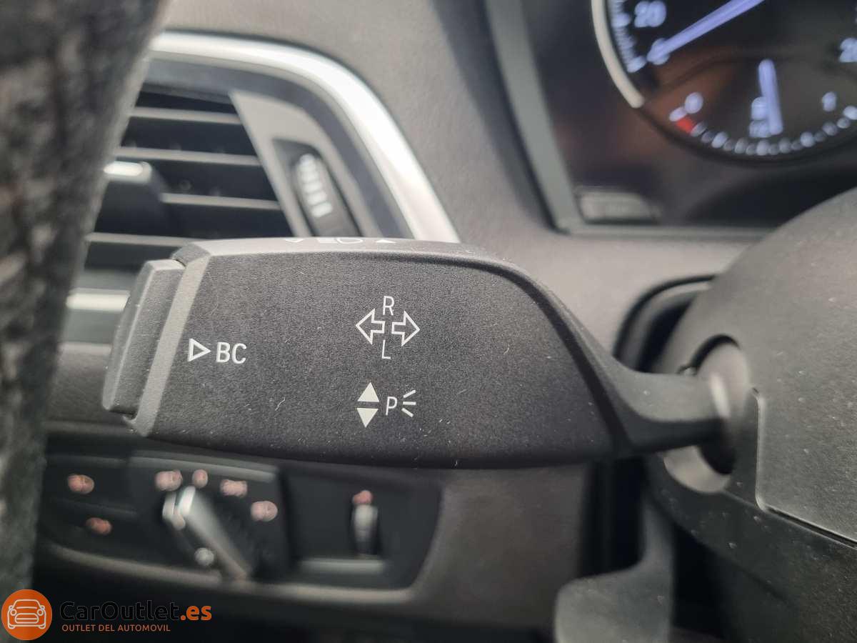25 - BMW 118 2017 - AUTO