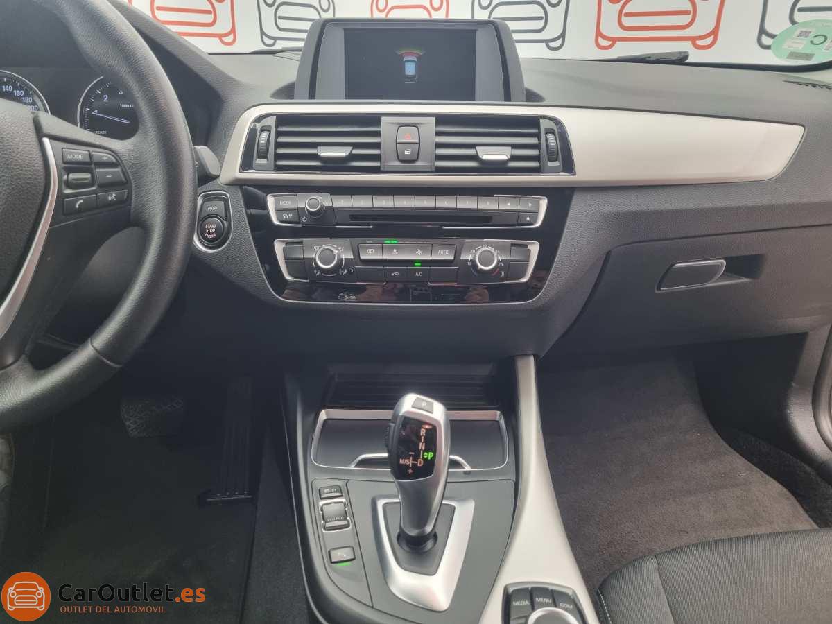 27 - BMW 118 2017 - AUTO