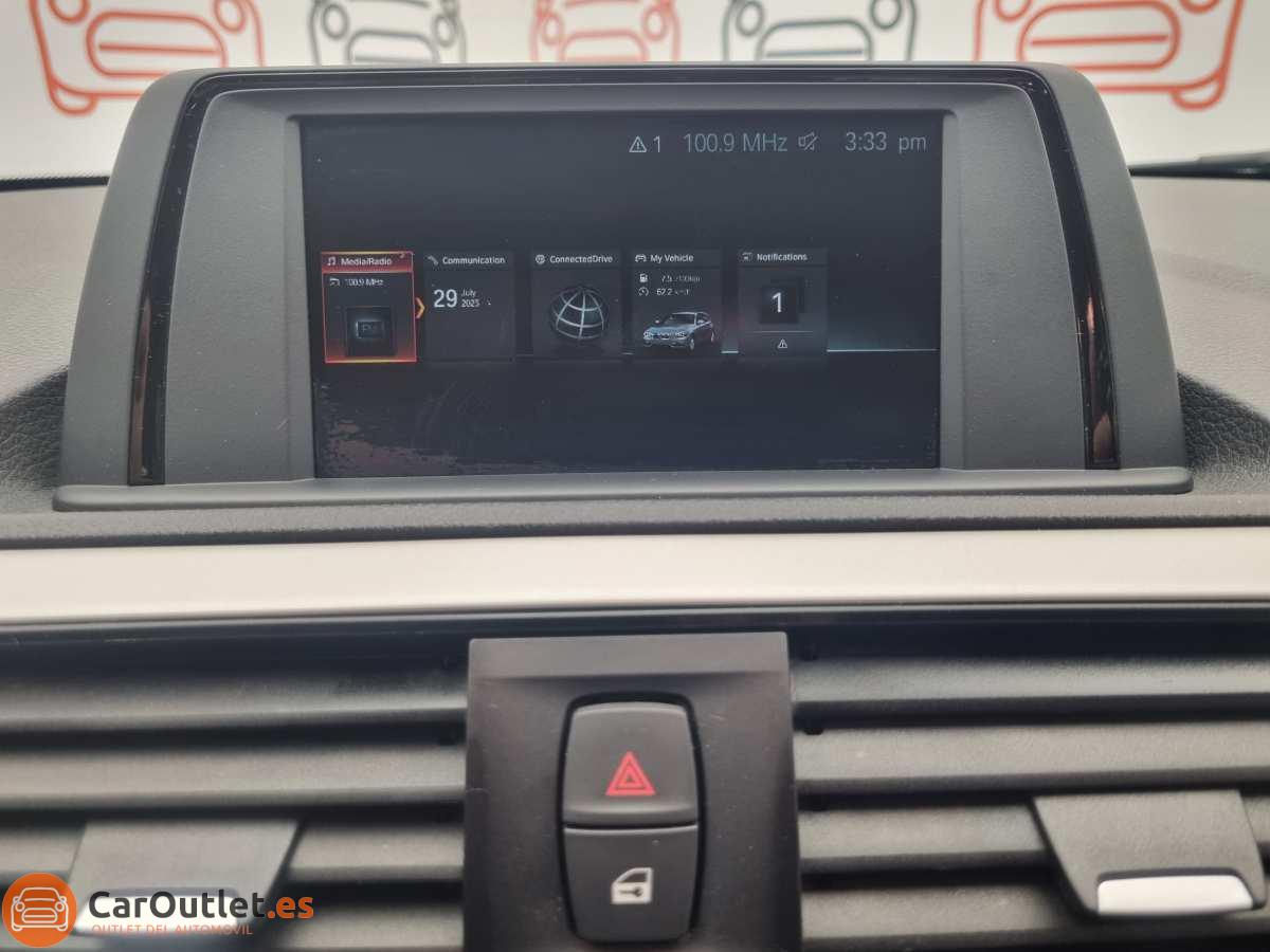 29 - BMW 118 2017 - AUTO