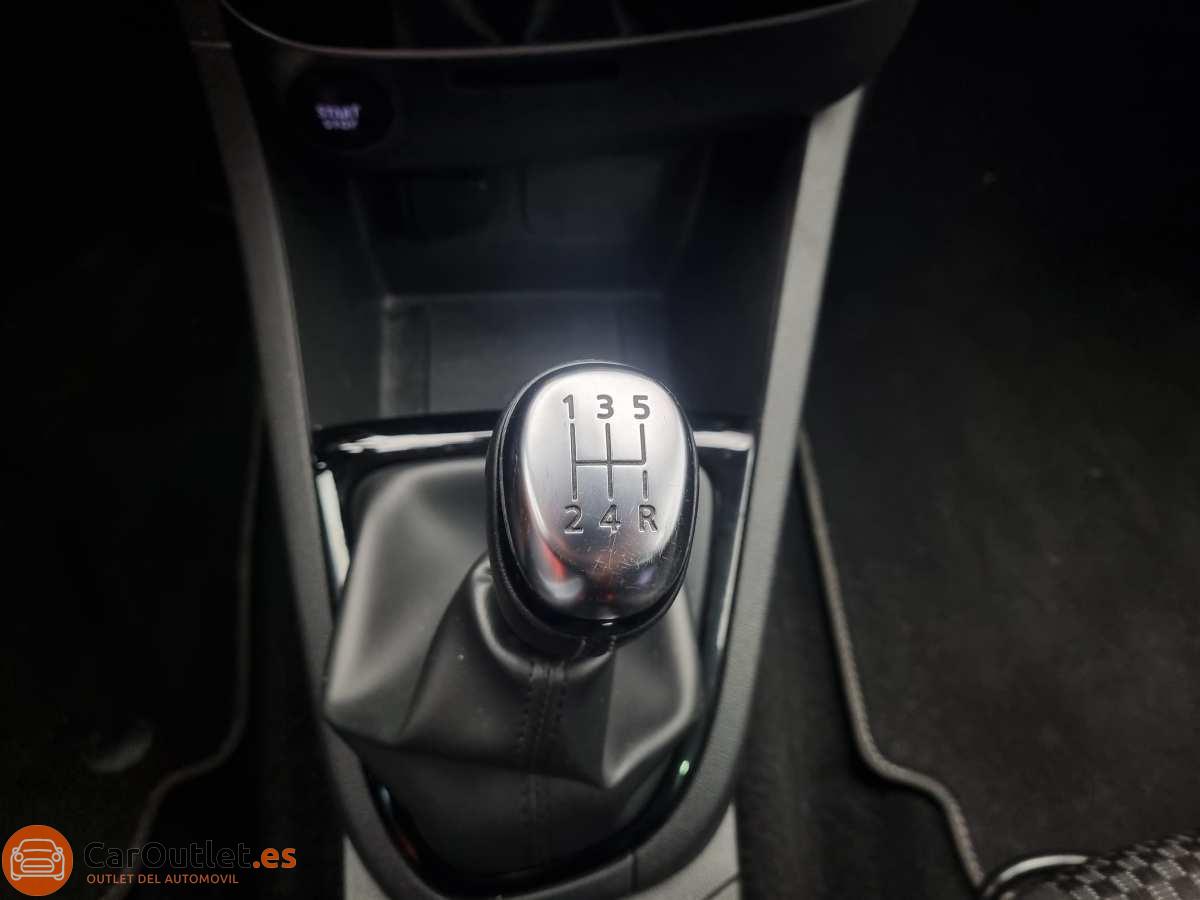 32 - Renault Clio 2019