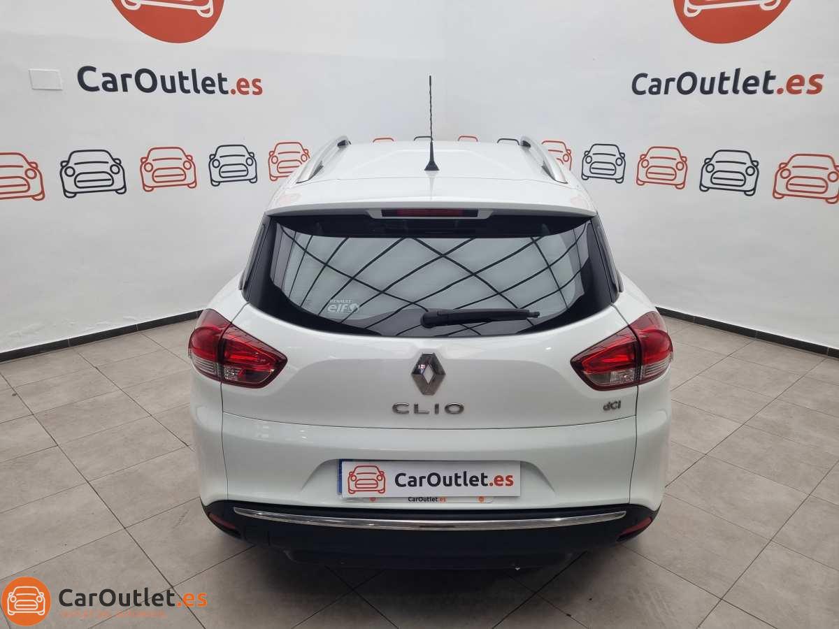 9 - Renault Clio 2017 - AUTO