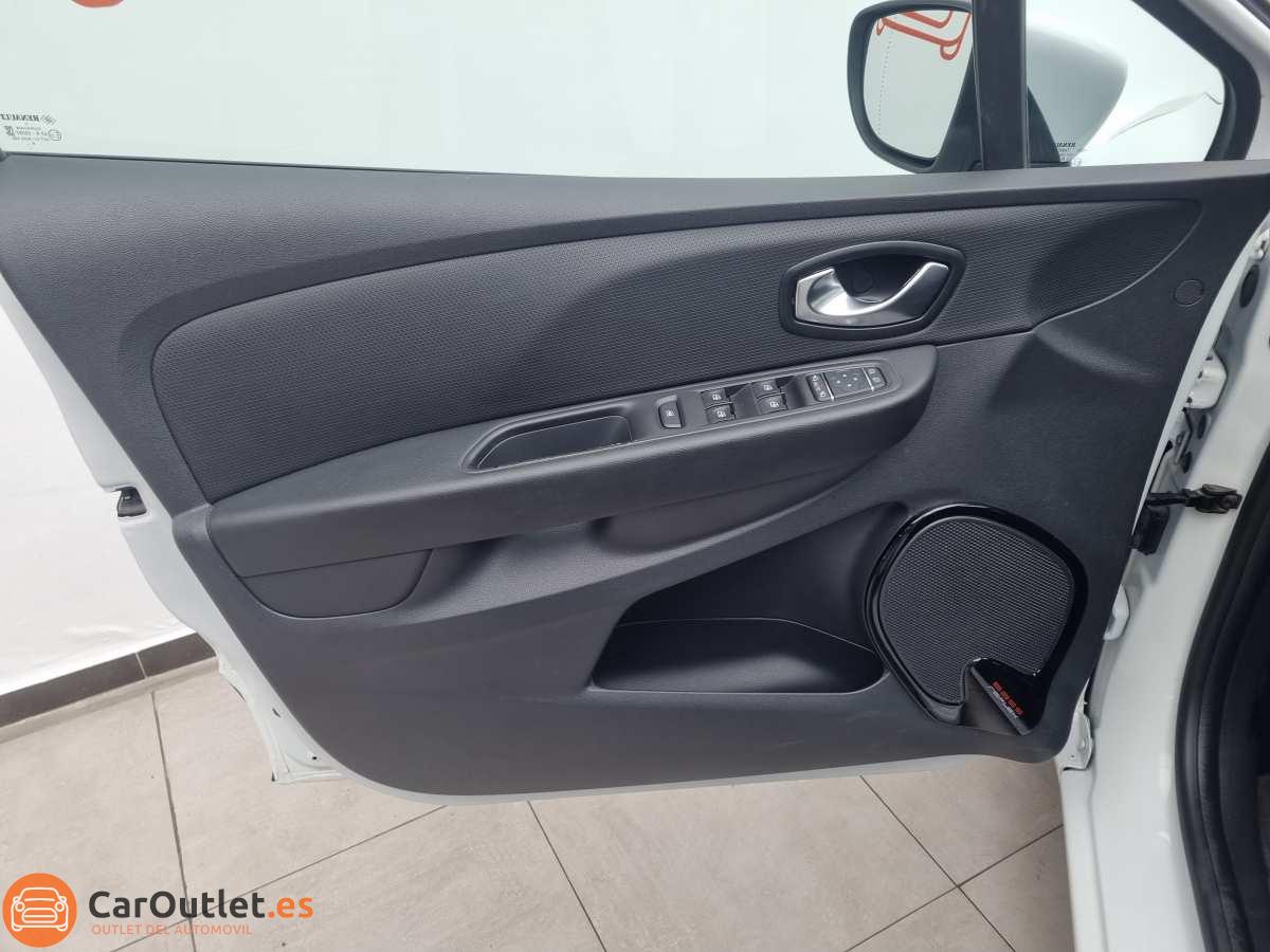 13 - Renault Clio 2017 - AUTO