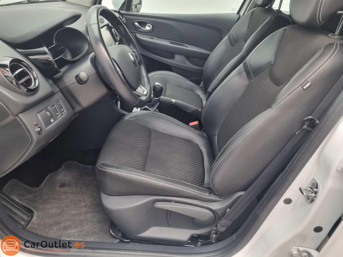 15 - Renault Clio 2017 - AUTO