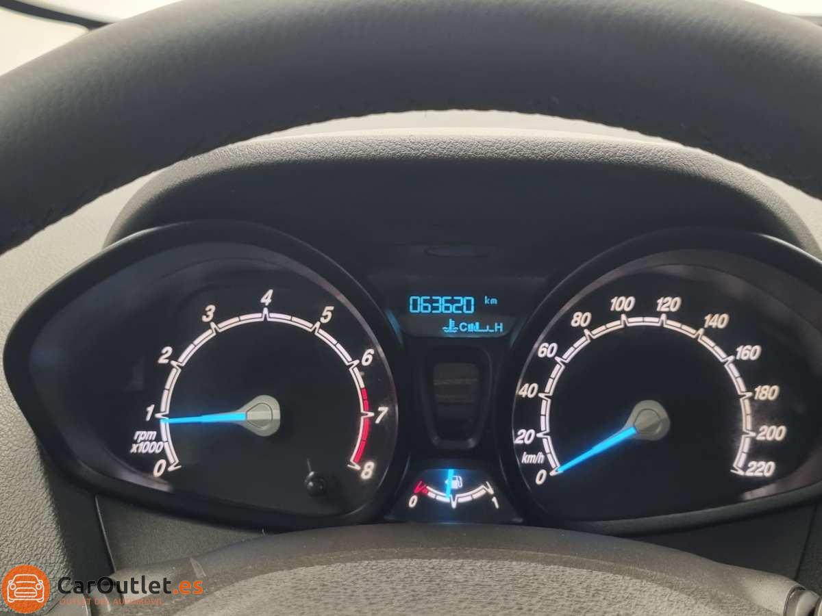 20 - Ford Tourneo Courier 2016