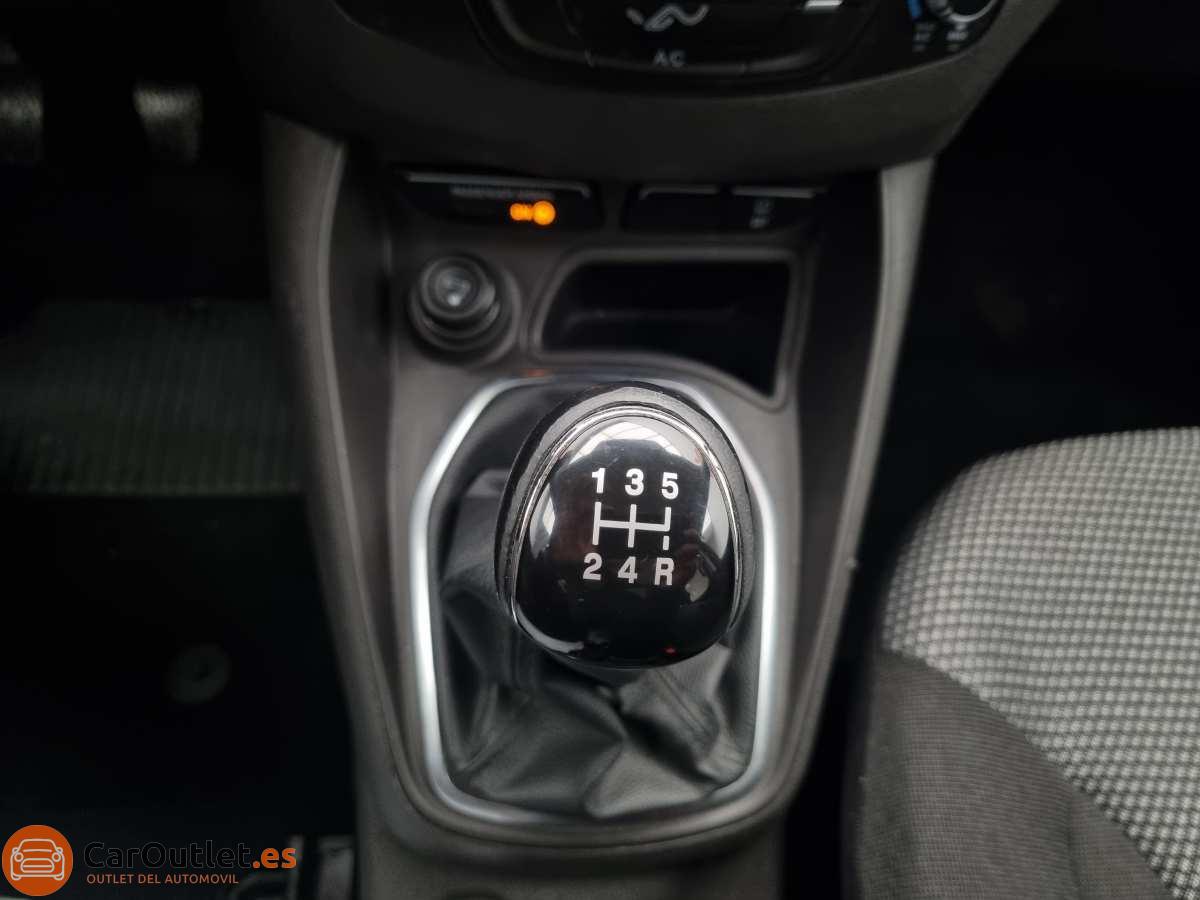 25 - Ford Tourneo Courier 2016