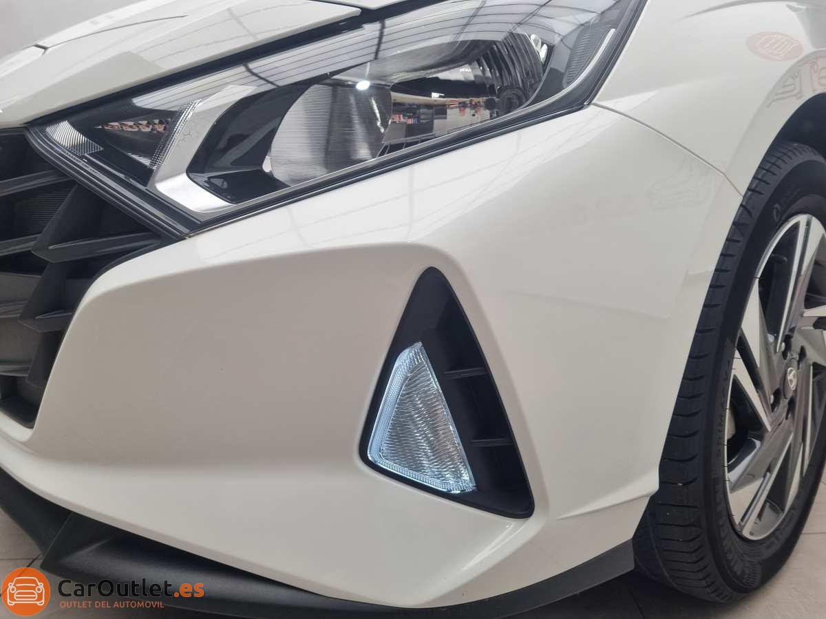 6 - Hyundai i20 2021