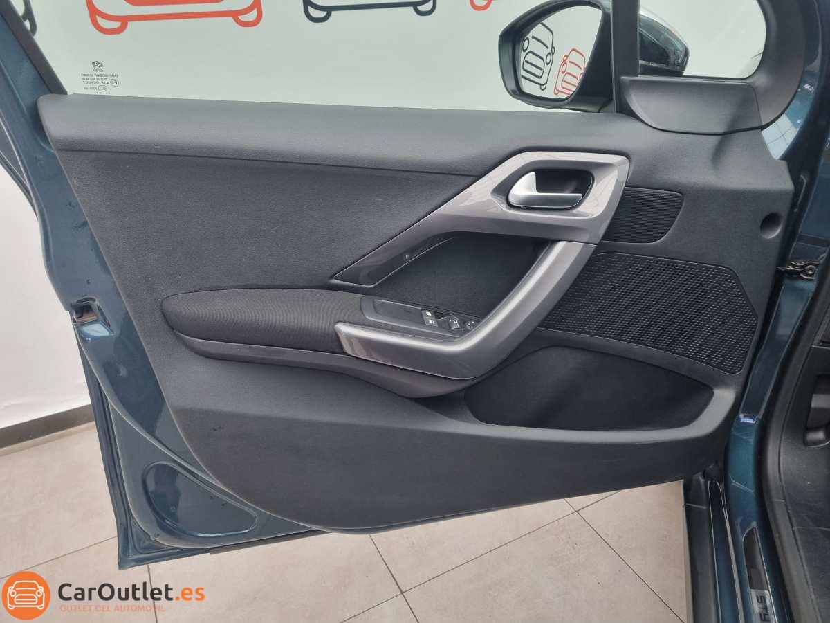 13 - Peugeot 2008 2017