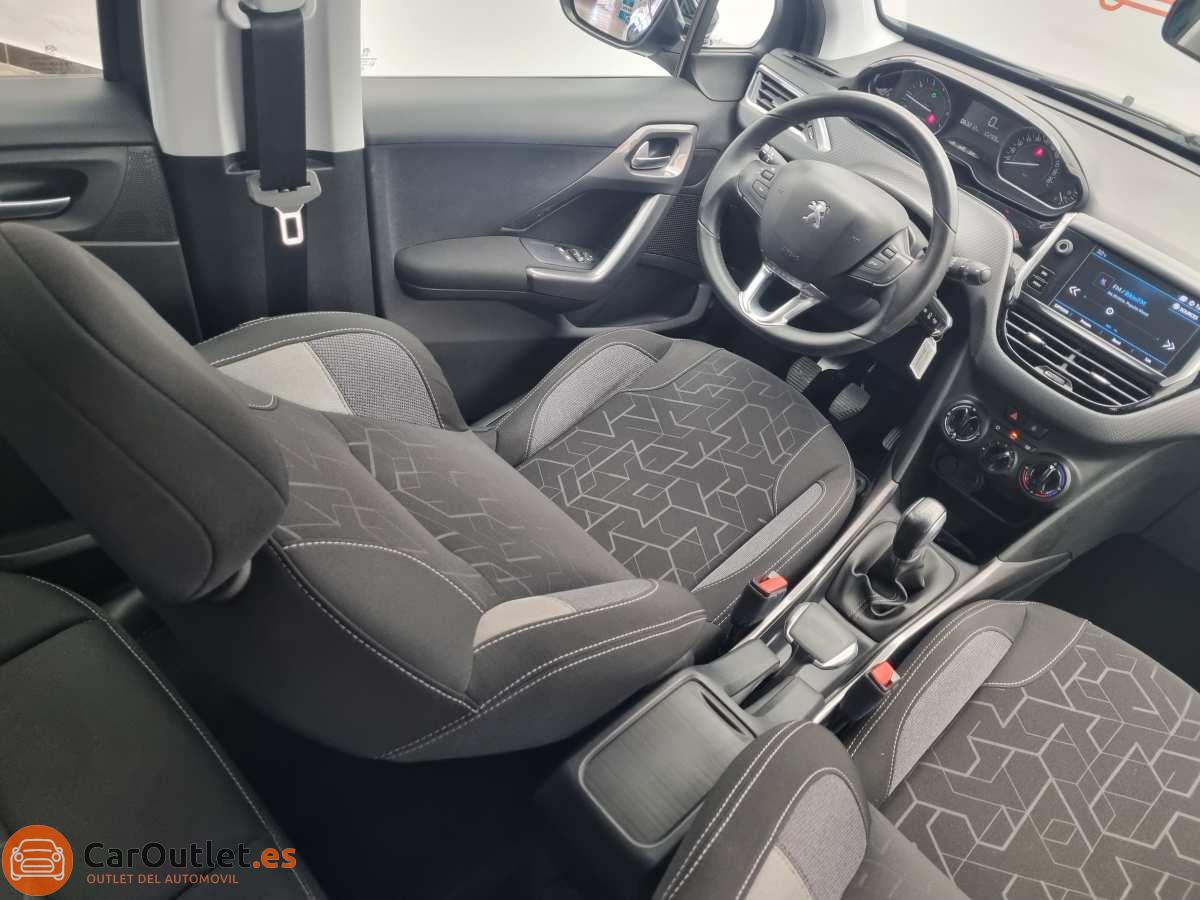 18 - Peugeot 2008 2017