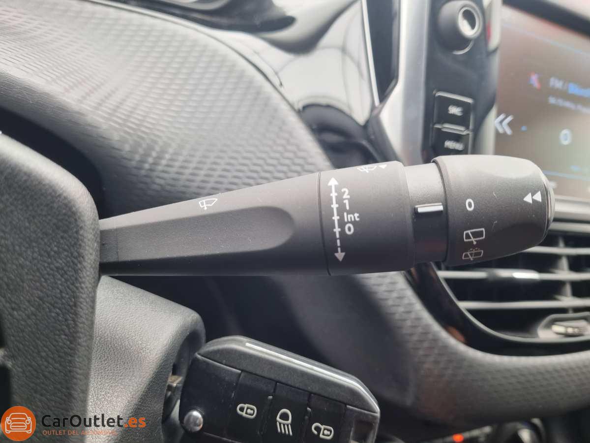 24 - Peugeot 2008 2017
