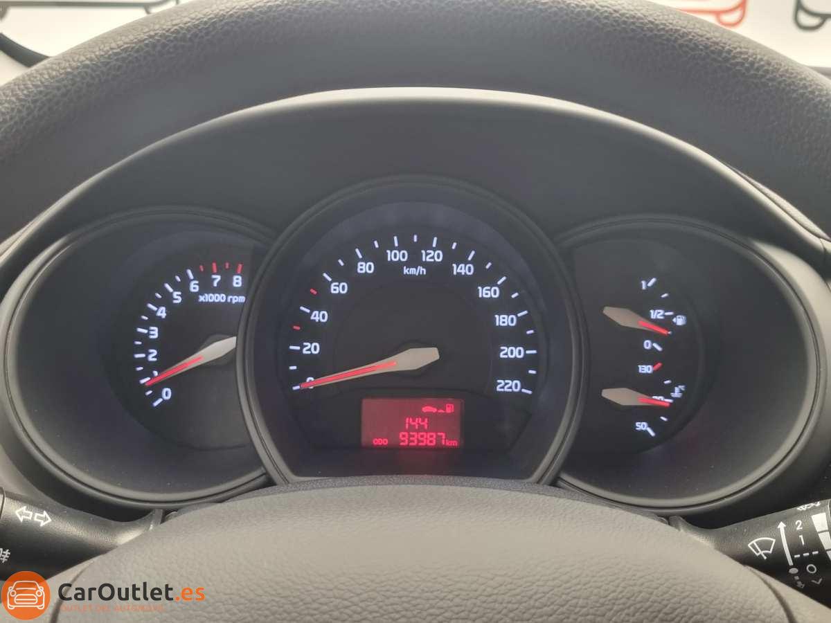 19 - Kia Rio 2015