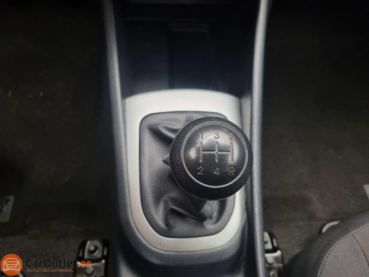 26 - Kia Rio 2015