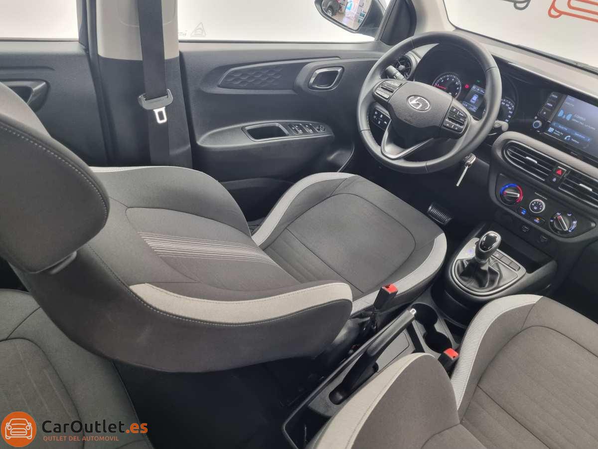 17 - Hyundai i10 2021 - AUTO