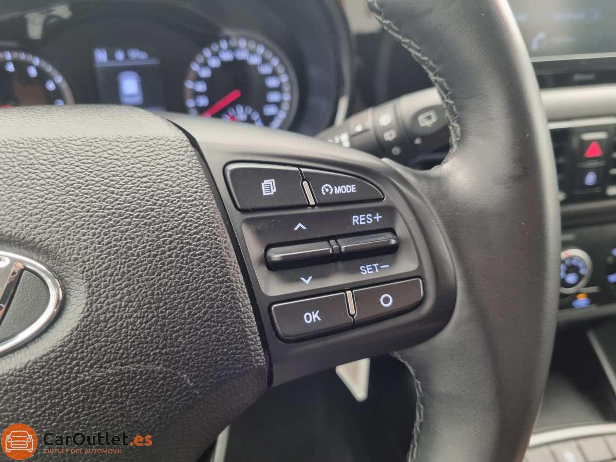 21 - Hyundai i10 2021 - AUTO