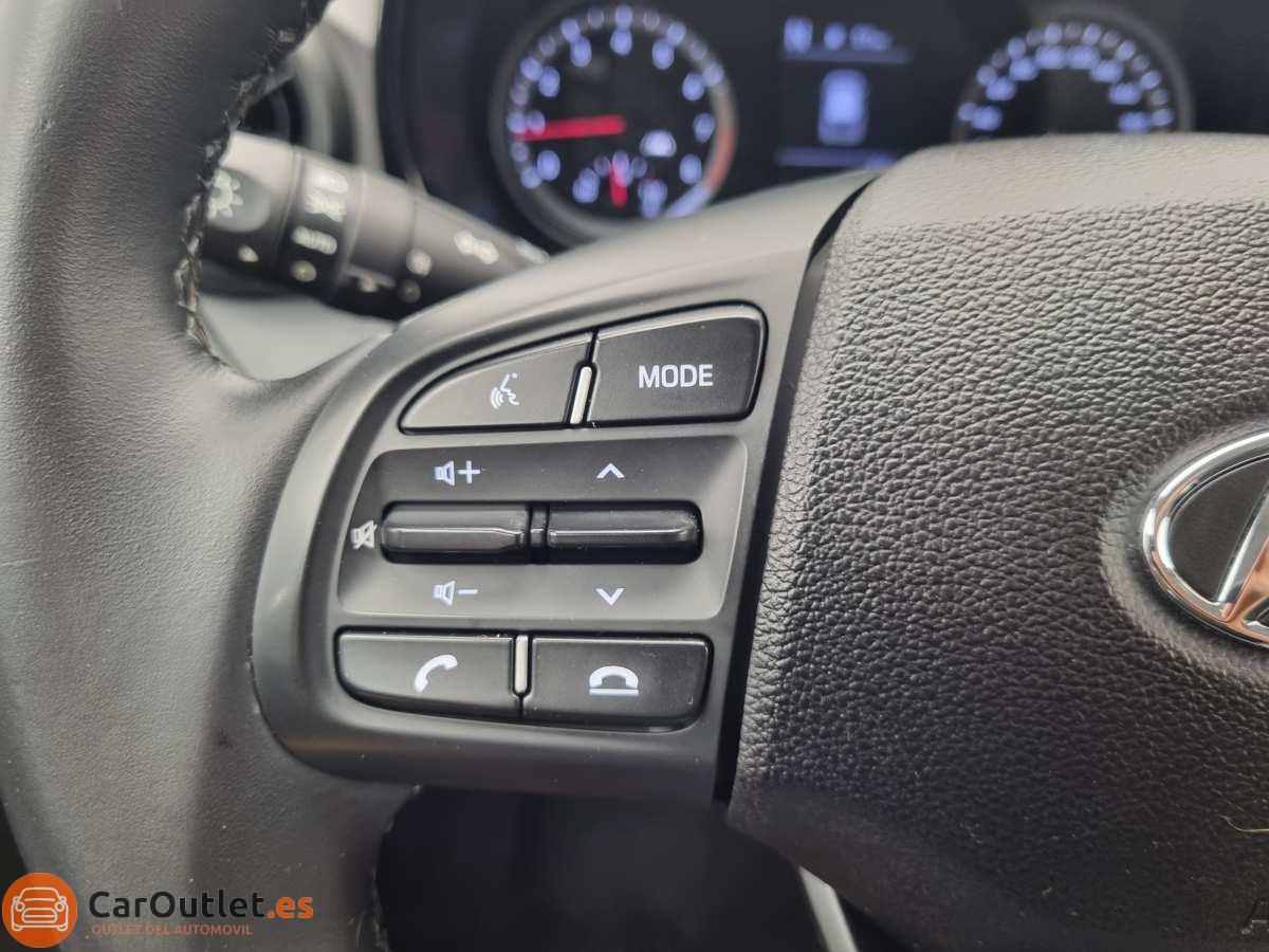 22 - Hyundai i10 2021 - AUTO