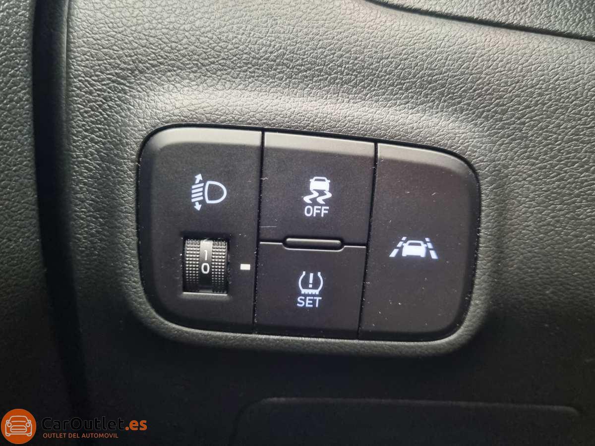 25 - Hyundai i10 2021 - AUTO