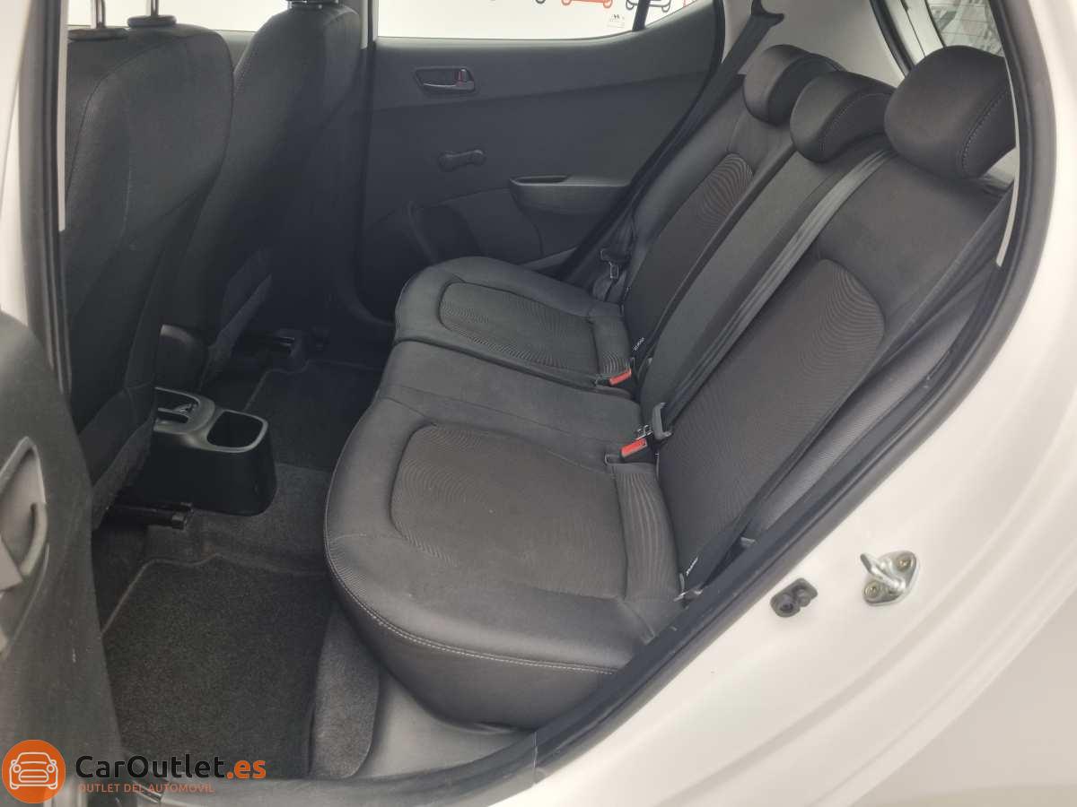 11 - Hyundai i10 2018