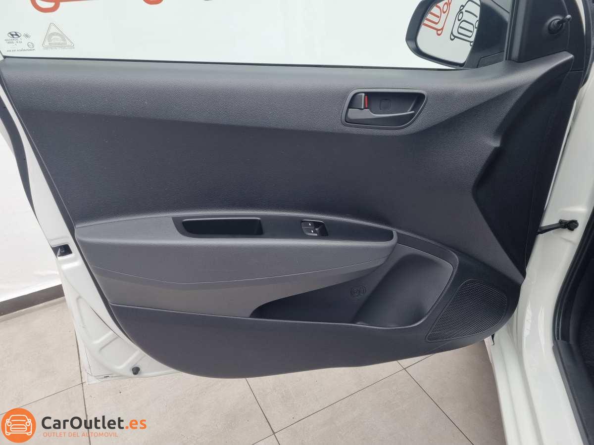 12 - Hyundai i10 2018