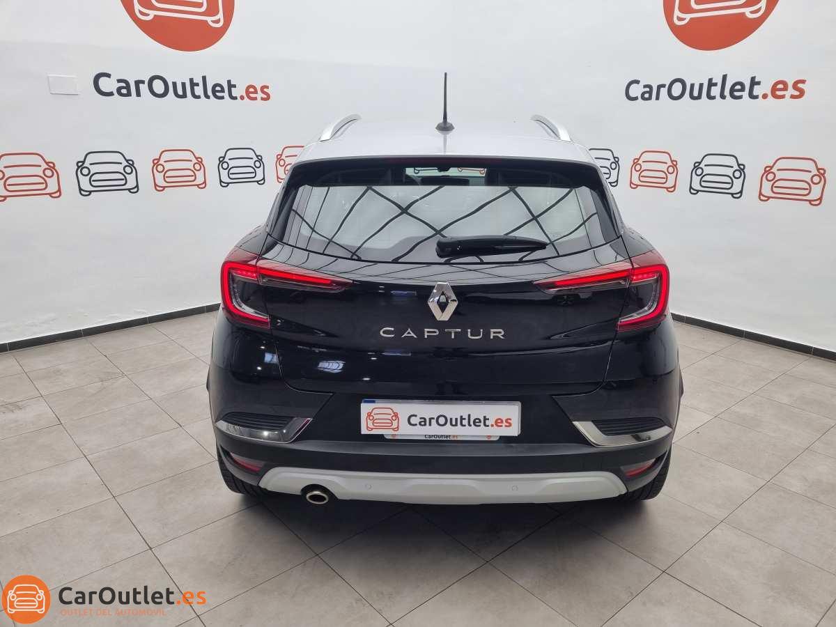 9 - Renault Captur 2022 - AUTO