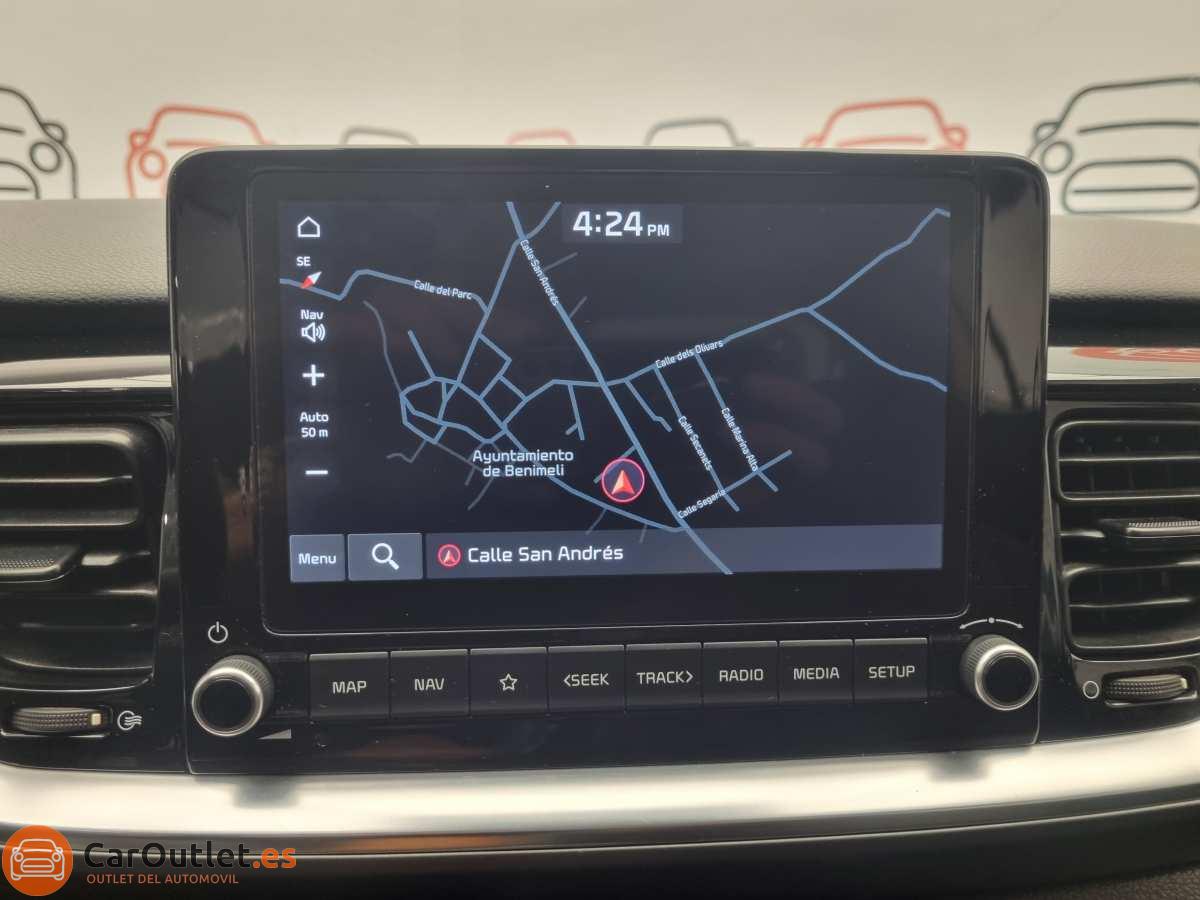 27 - Kia Stonic 2021
