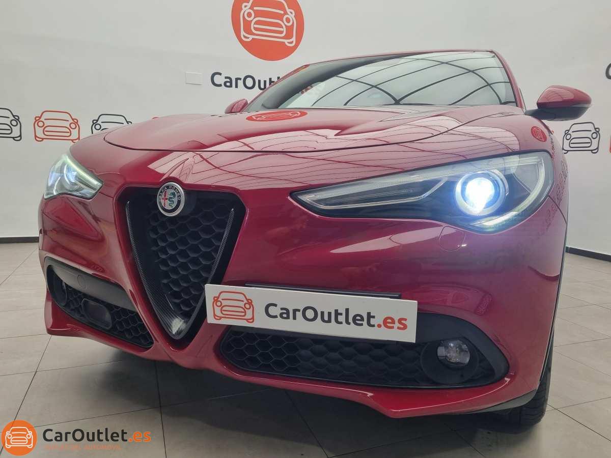 5 - Alfa Romeo Stelvio 2018 - AUTO