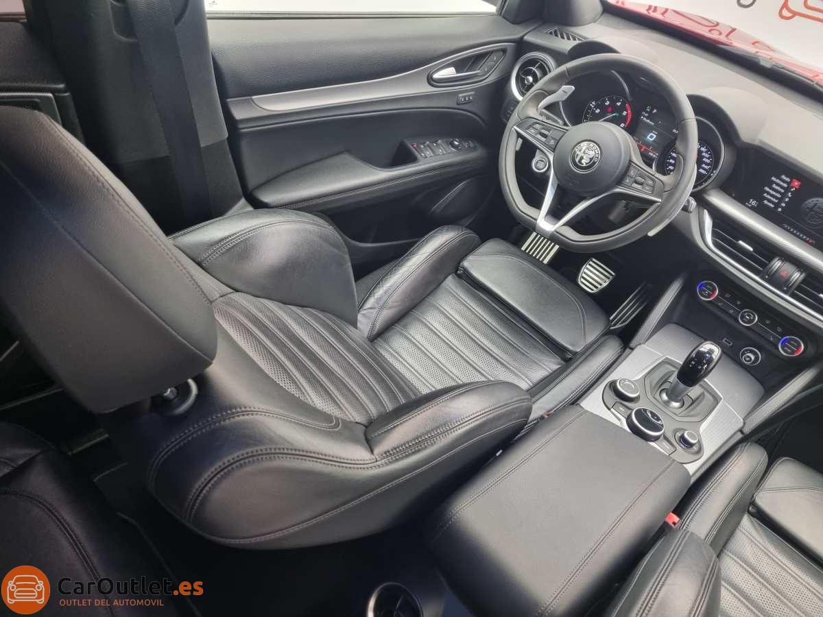 19 - Alfa Romeo Stelvio 2018 - AUTO