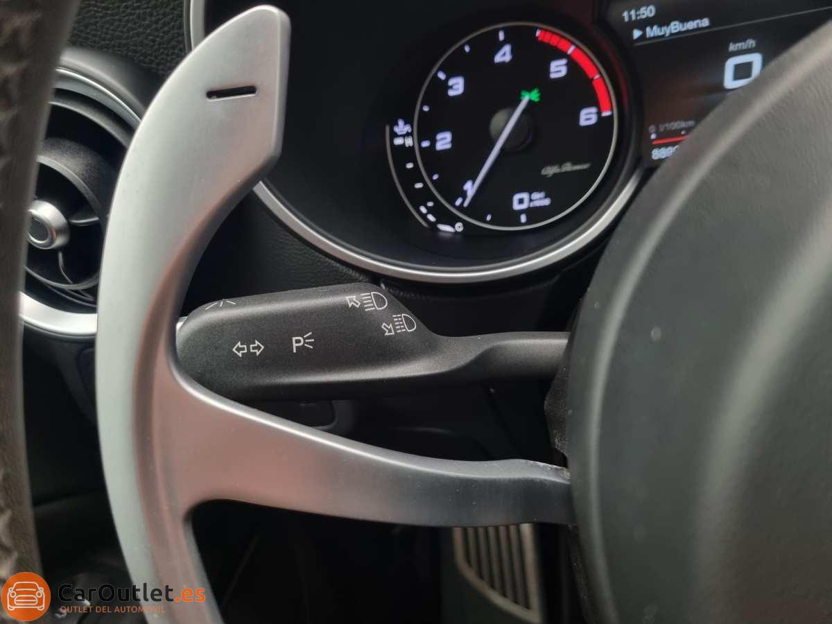 26 - Alfa Romeo Stelvio 2018 - AUTO