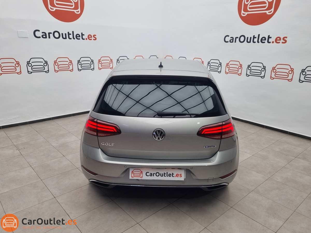 9 - Volkswagen Golf 2019 - AUTO