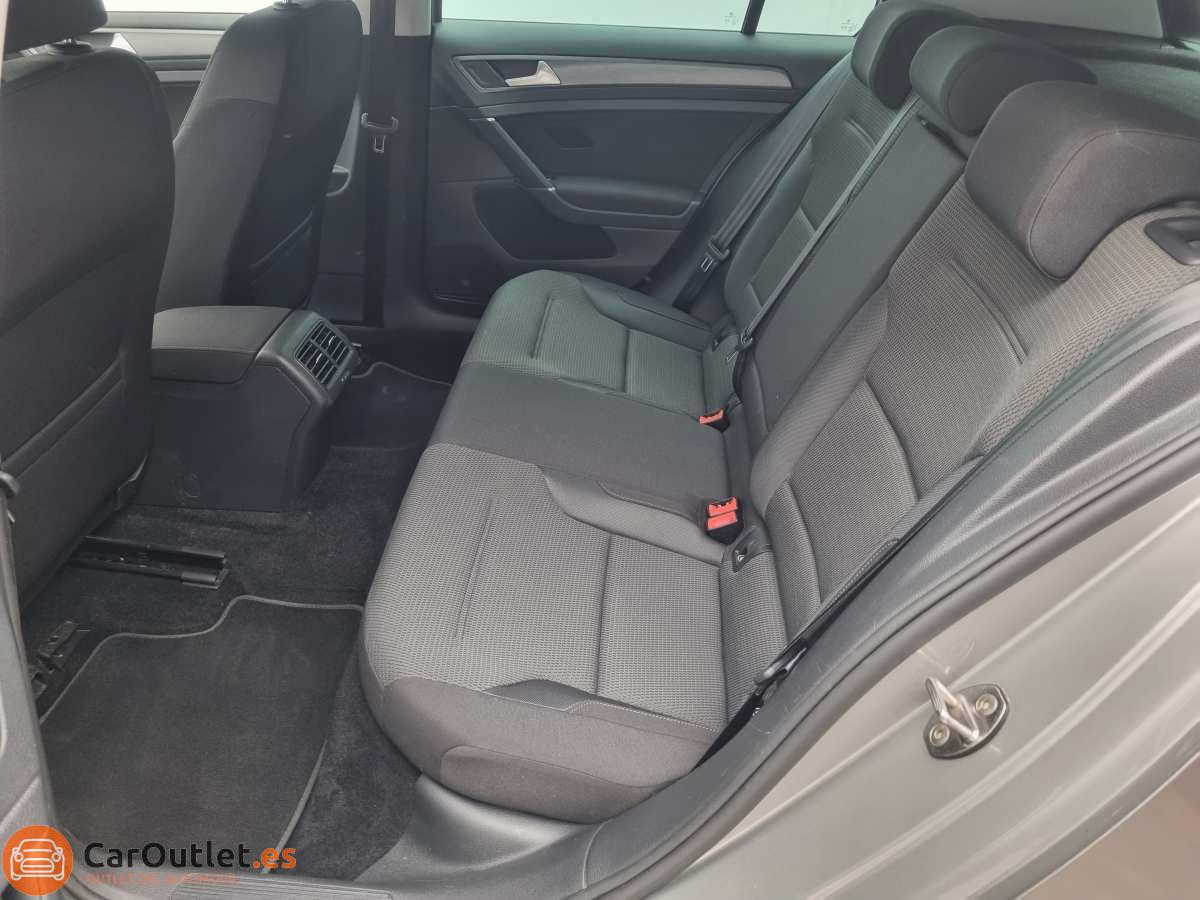 12 - Volkswagen Golf 2019 - AUTO