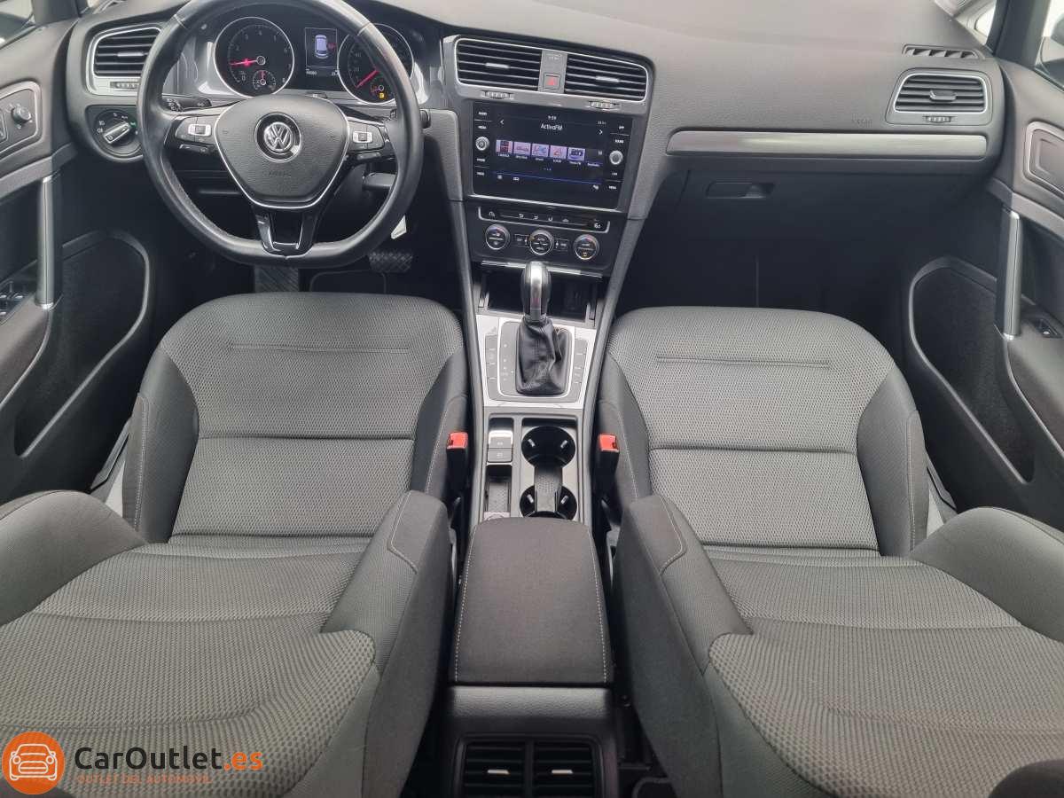 17 - Volkswagen Golf 2019 - AUTO
