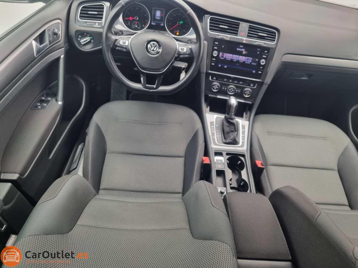 19 - Volkswagen Golf 2019 - AUTO