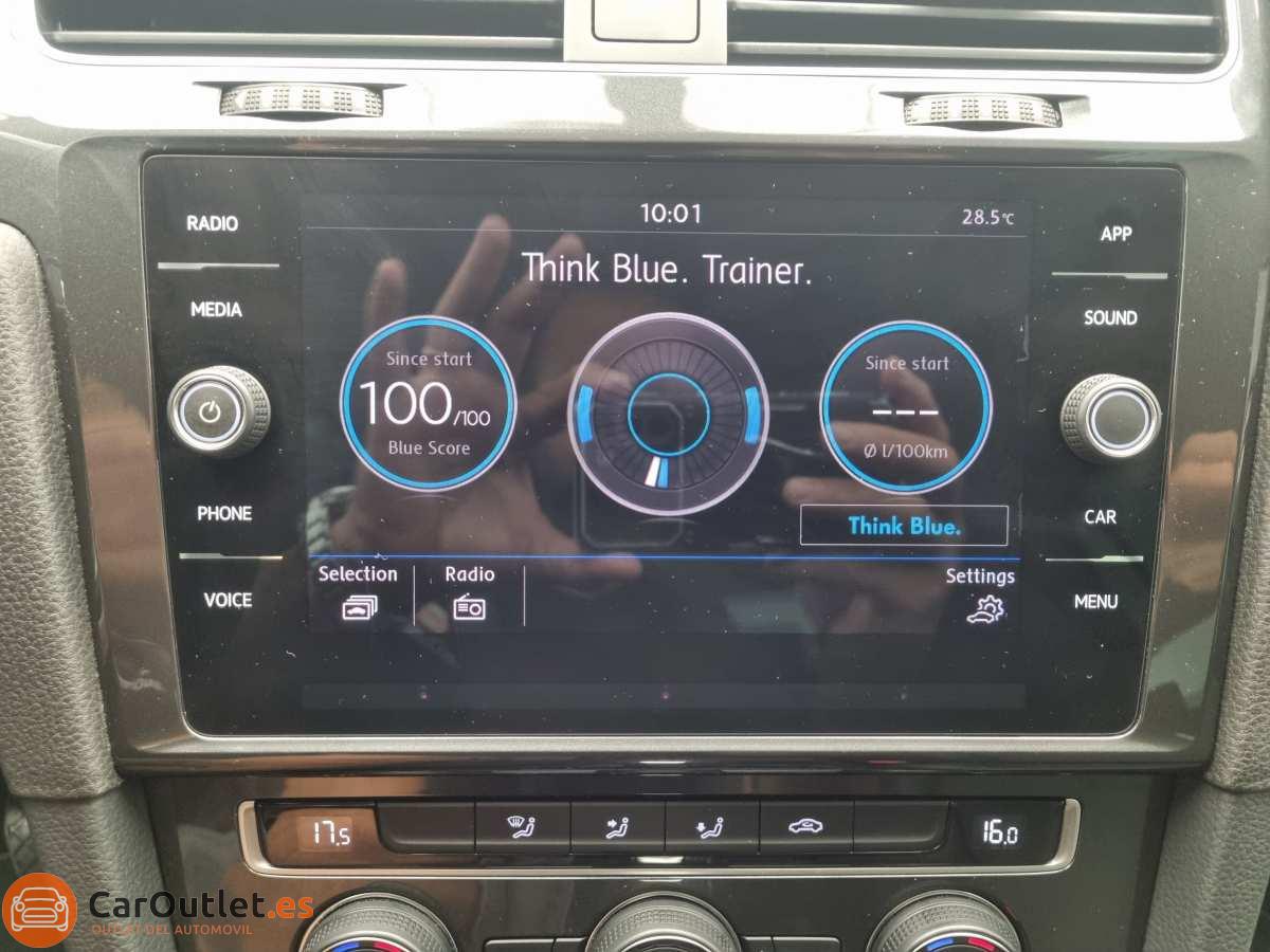 28 - Volkswagen Golf 2019 - AUTO